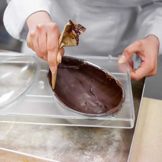 chocolat-paques-cap-reconvertion-professionnelle-chocolatier-institut-culinaire-de-france